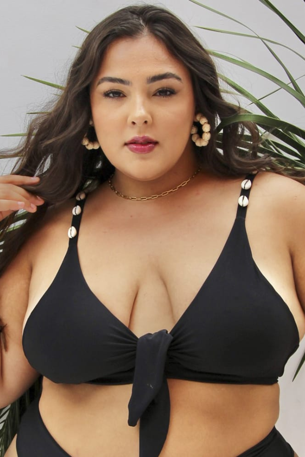 Plussize Black Shells Bikini Top